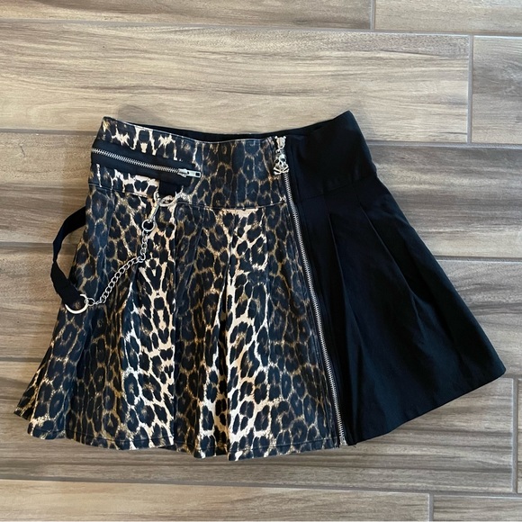 Killstar Dresses & Skirts - KILLSTAR Savage Leopard Mini Skirt Sz MED